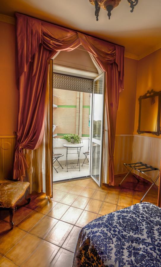 Hillary House Hotel Fiumicino Buitenkant foto