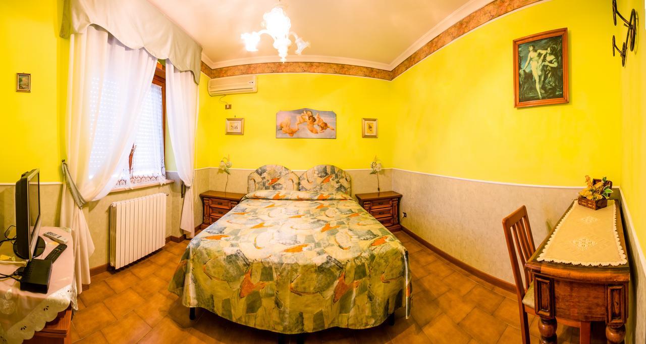 Hillary House Hotel Fiumicino Buitenkant foto