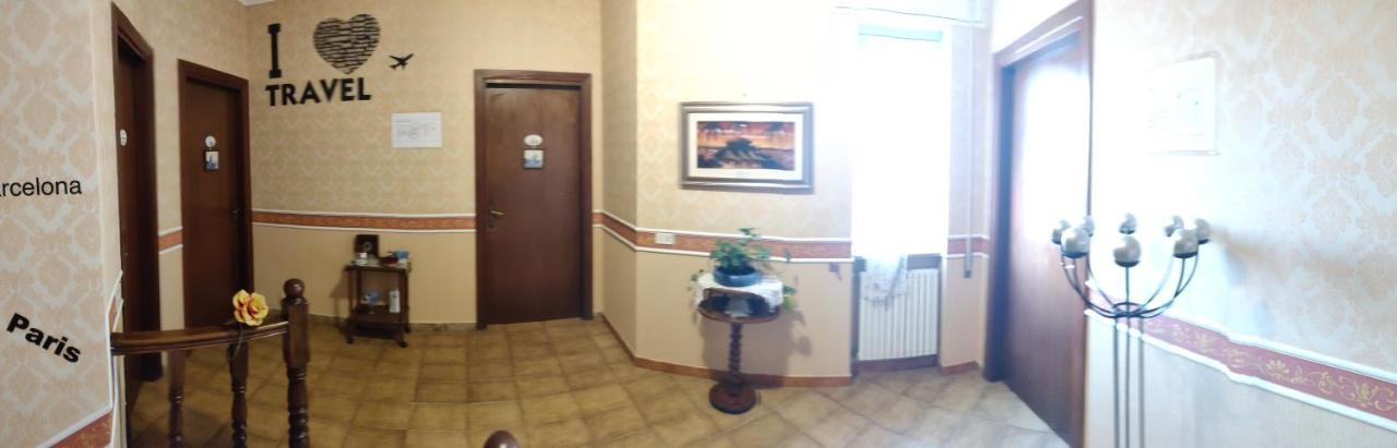 Hillary House Hotel Fiumicino Buitenkant foto