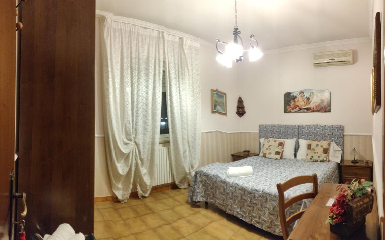 Hillary House Hotel Fiumicino Buitenkant foto